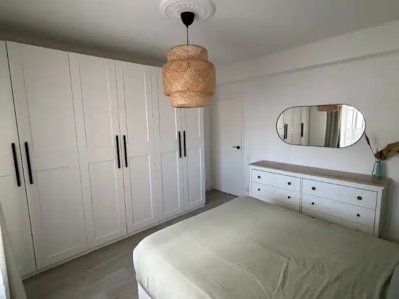 Habitación de Piso en venta en  Pamplona / Iruña con Calefacción, Parquet y Amueblado