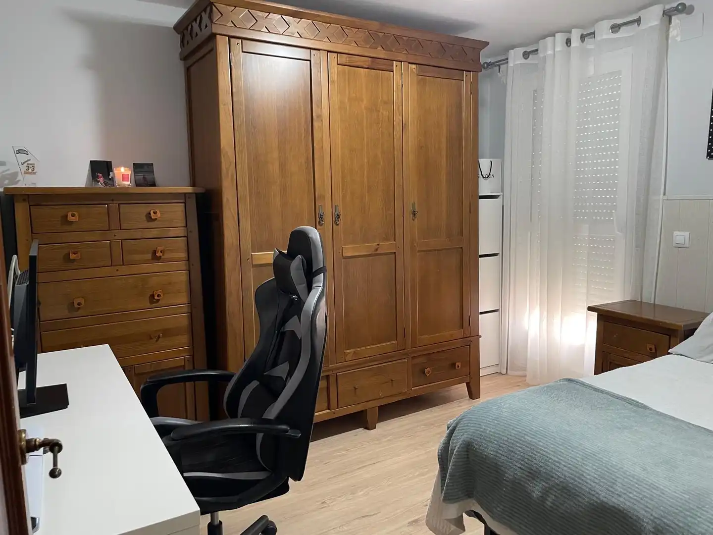 Habitación de Casa adosada en venta en Lucena con Aire acondicionado, Calefacción y Parquet