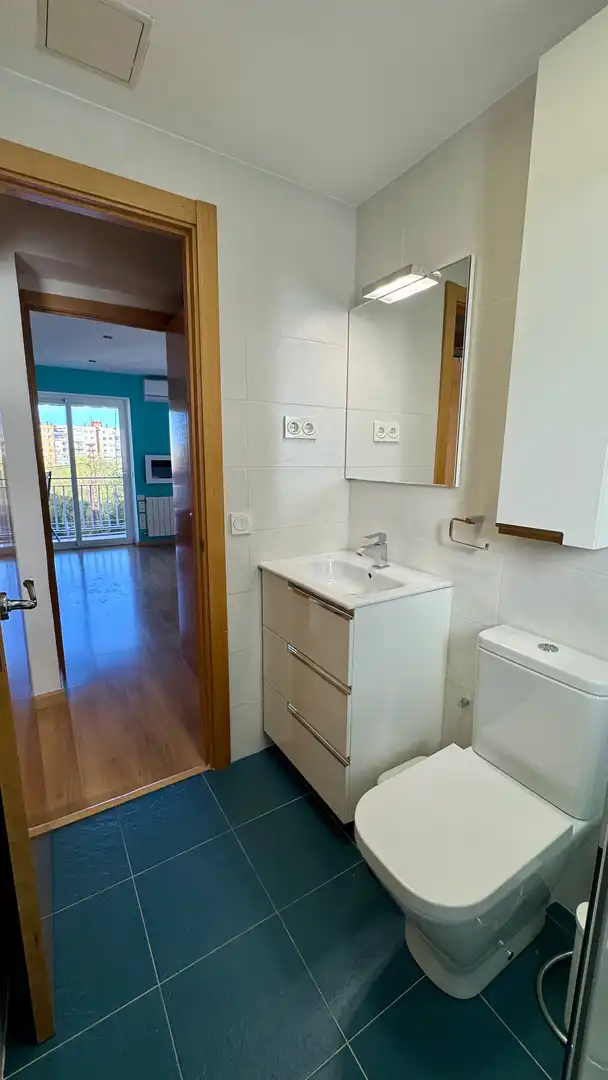Flat for rent in Calle de San Secundino, 3, Ventas