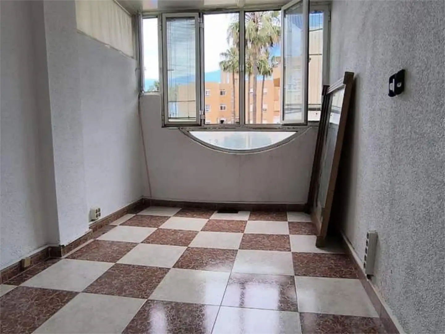 Wohnung zur Miete in Guadalmar Schlafzimmer von Wohnung zur Miete in Málaga mit Heizung, Privatgarten und Terrasse