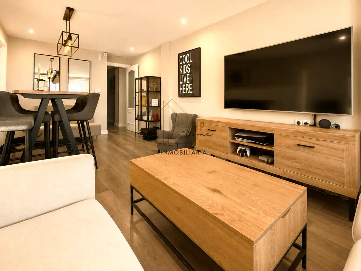 Living room of Flat for sale in Xirivella  with Air Conditioner and Balcony