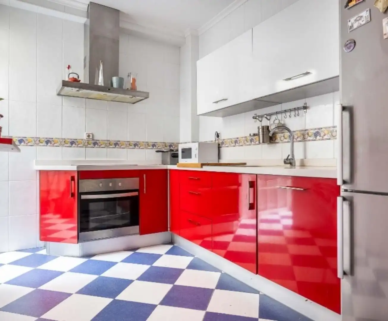 Casa o chalet en venta en Calle Cristina Hoyos, 8, La Plata Cocina de Casa o chalet en venta en Sevilla Capital con Aire acondicionado y Terraza