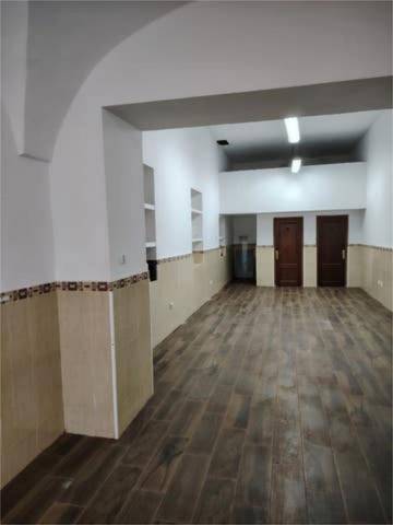 Local comercial en Alquiler en Burguillos del Cerro