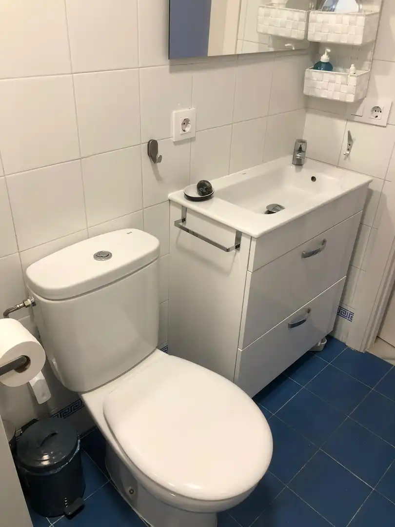 Piso de alquiler en Calle Ancora, 25, El Ancla Baño de Piso de alquiler en El Puerto de Santa María con Aire acondicionado, Calefacción y Jardín privado