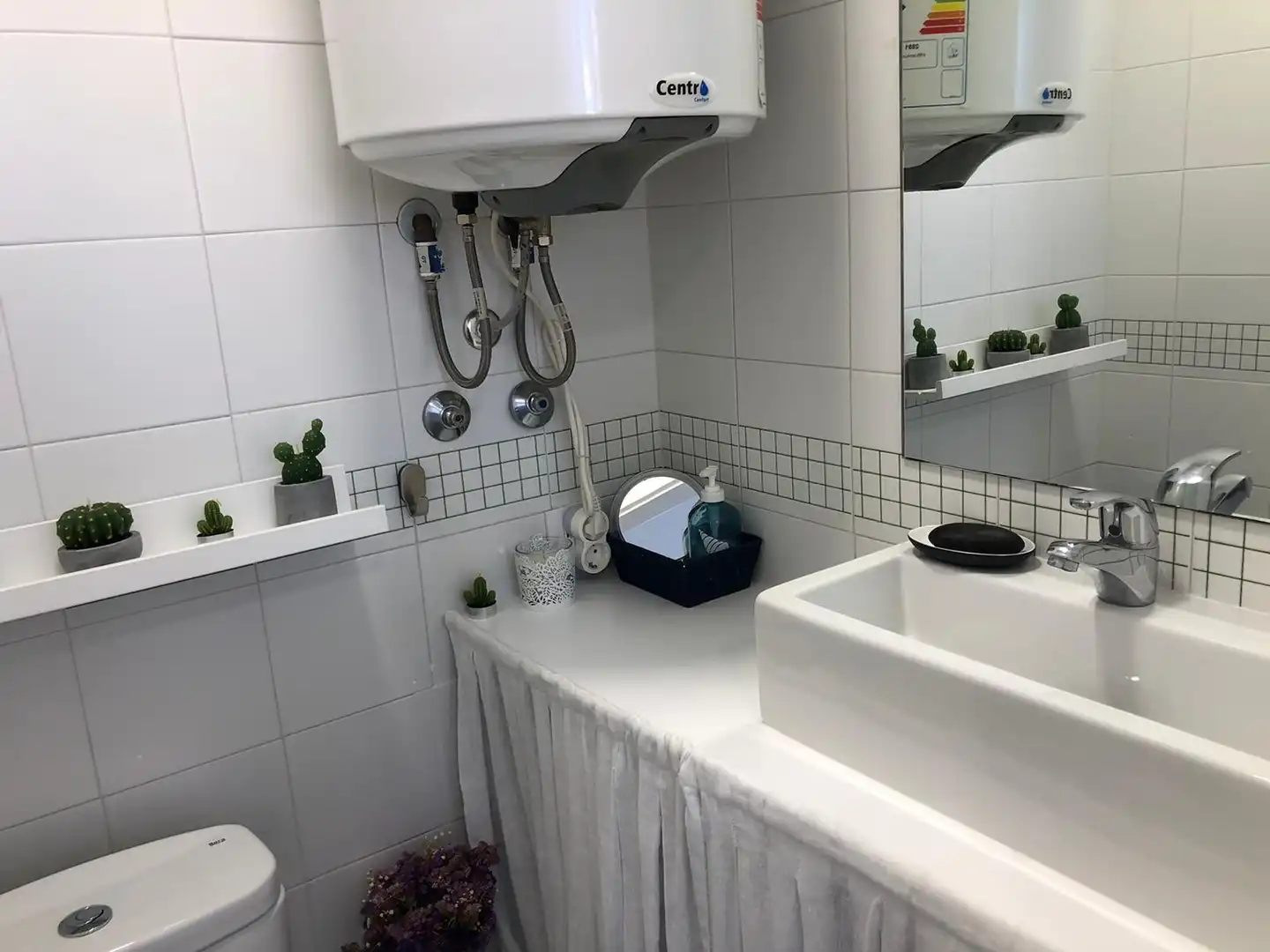 Piso de alquiler en Calle Ancora, 25, El Ancla Baño de Piso de alquiler en El Puerto de Santa María con Aire acondicionado, Calefacción y Jardín privado