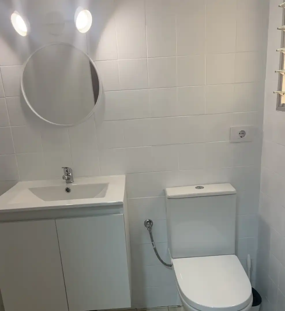 Bathroom of Flat for share in San Cristóbal de la Laguna  with Storage room and Furnished