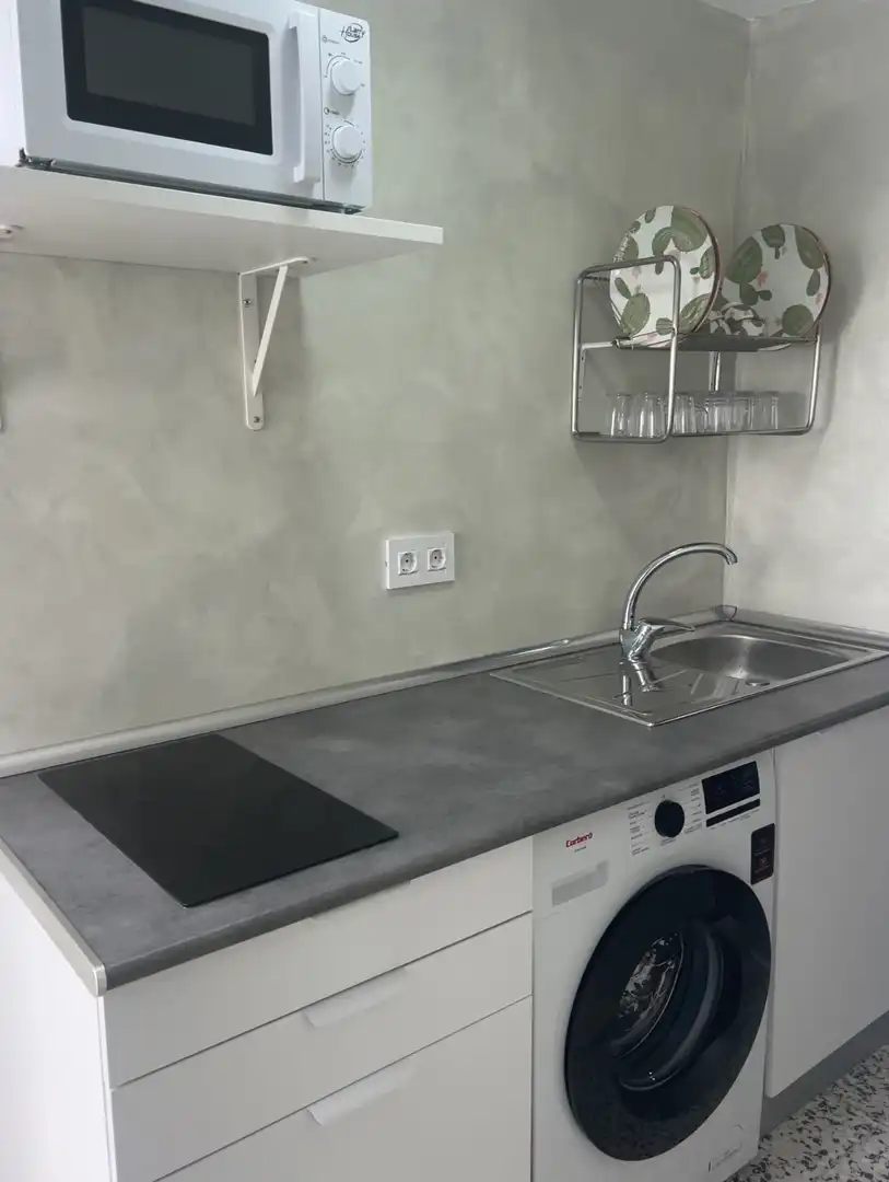 Kitchen of Flat for share in San Cristóbal de la Laguna  with Storage room and Furnished
