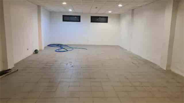 Local comercial en Alquiler en Cuntis
