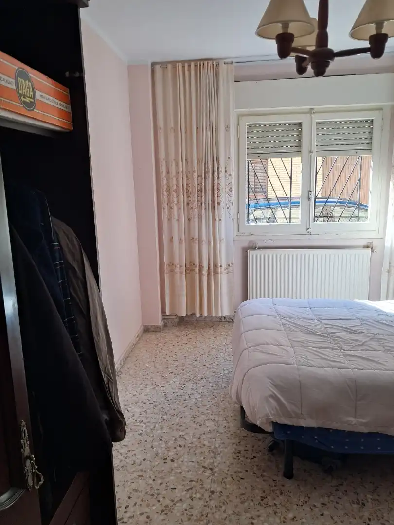 Habitación de Piso en venta en Cortes con Aire acondicionado, Calefacción y Trastero