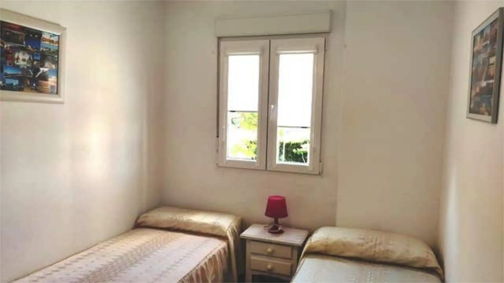Wohnung zur Miete in Centro - Torre de la Higuera Schlafzimmer von Wohnung zur Miete in Almonte mit Privatgarten, Terrasse und Schwimmbad