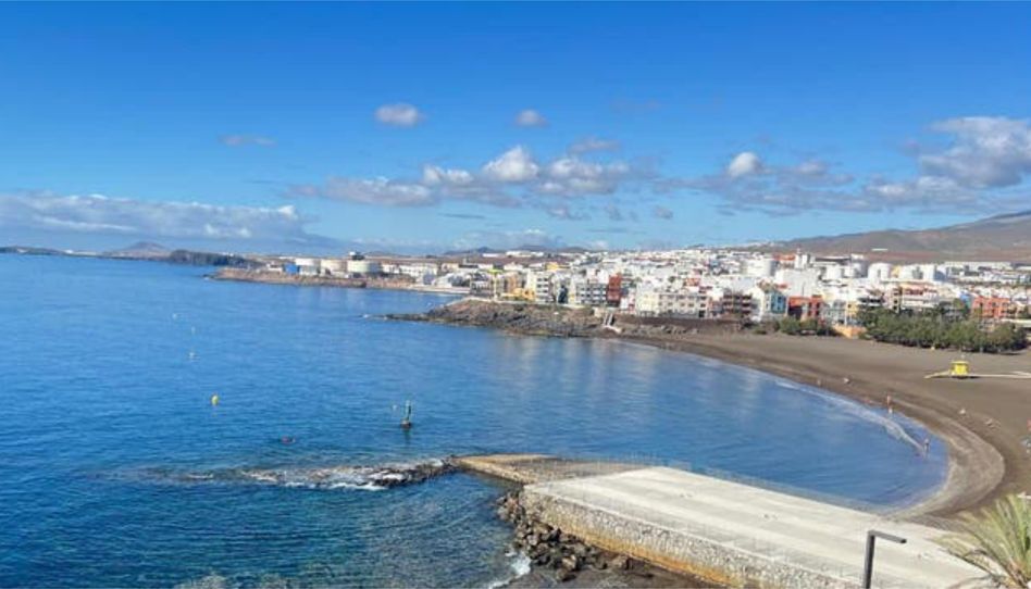 Piso en venta en Playa del Hombre - Taliarte - Salinetas, Telde - imagen 1 Foto 1 de Piso en venta en Playa del Hombre - Taliarte - Salinetas, Telde
