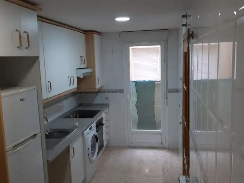 Piso de alquiler en Calle Panadería, 1, Navalagamella Cocina de Piso de alquiler en Navalagamella