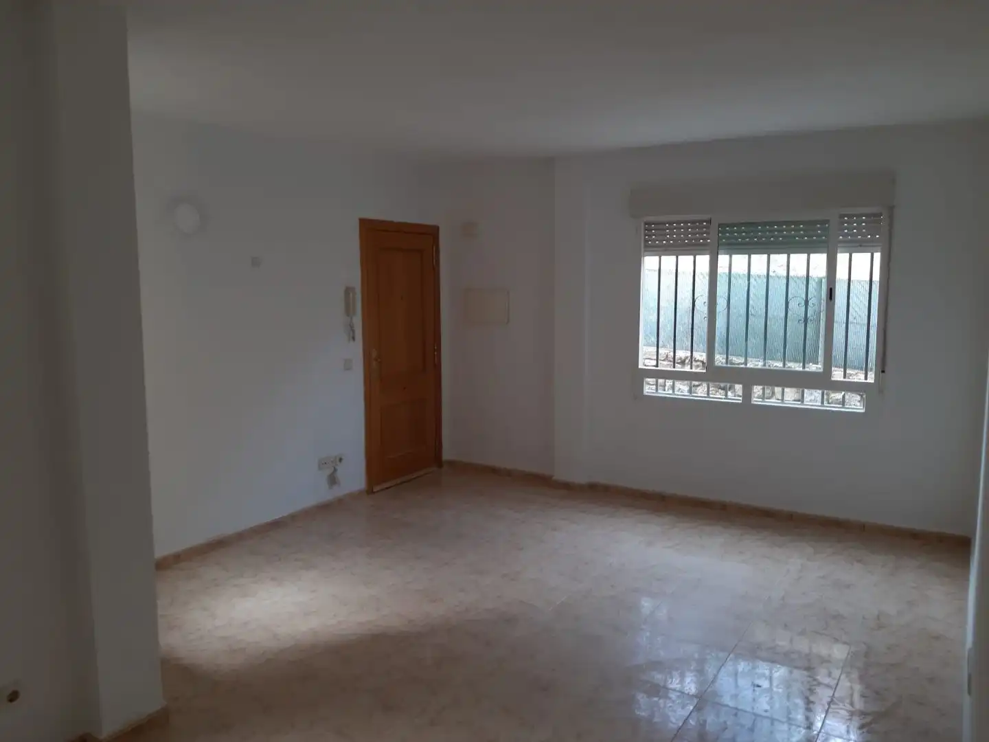 Piso de alquiler en Navalagamella