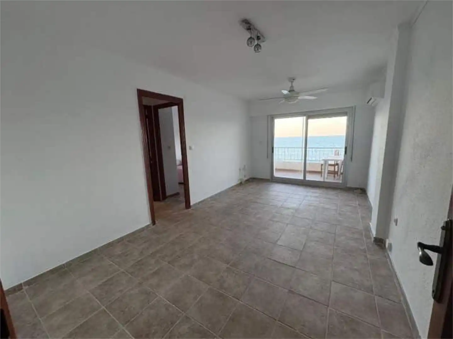 Flat for sale in Zona Playa del Cura Living room of Flat for sale in Torrevieja with Heating, Private garden and Terrace