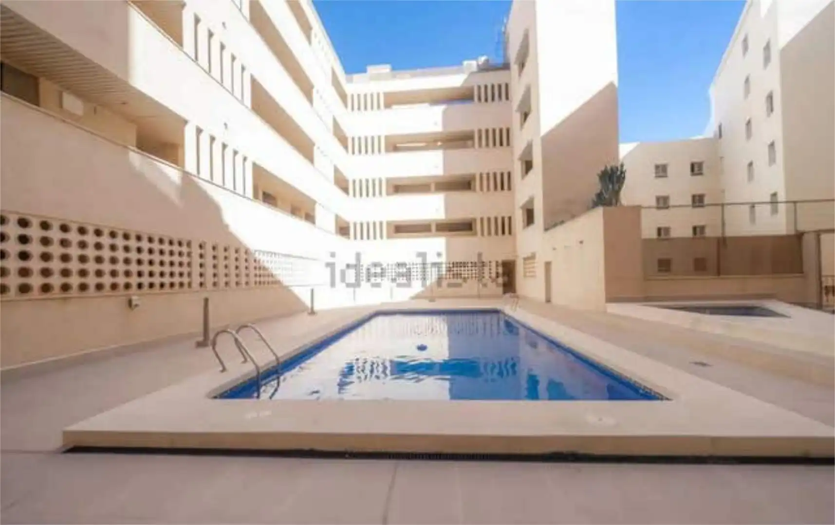 Flat for sale in Zona Playa del Cura Swimming pool of Flat for sale in Torrevieja with Heating, Private garden and Terrace