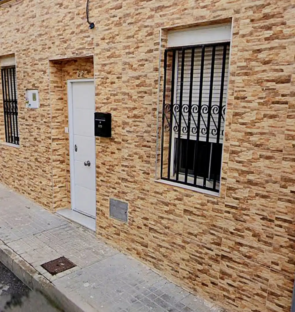 Planta baixa en venda a Calle Maestro Amadeo Vives, 22, Centro Vista exterior de Planta baixa en venda en Elda amb Parquet i Traster