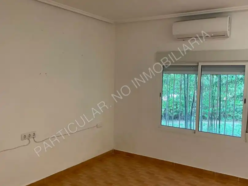 Casa o chalet en venta en La Cañada Habitación de Casa o chalet en venta en Paterna con Jardín privado, Terraza y Trastero