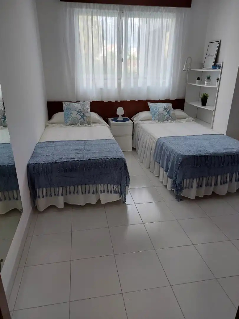Piso en venta en Sahorta de Abaixo, 3, Muros Habitación de Piso en venta en Muros con Balcón