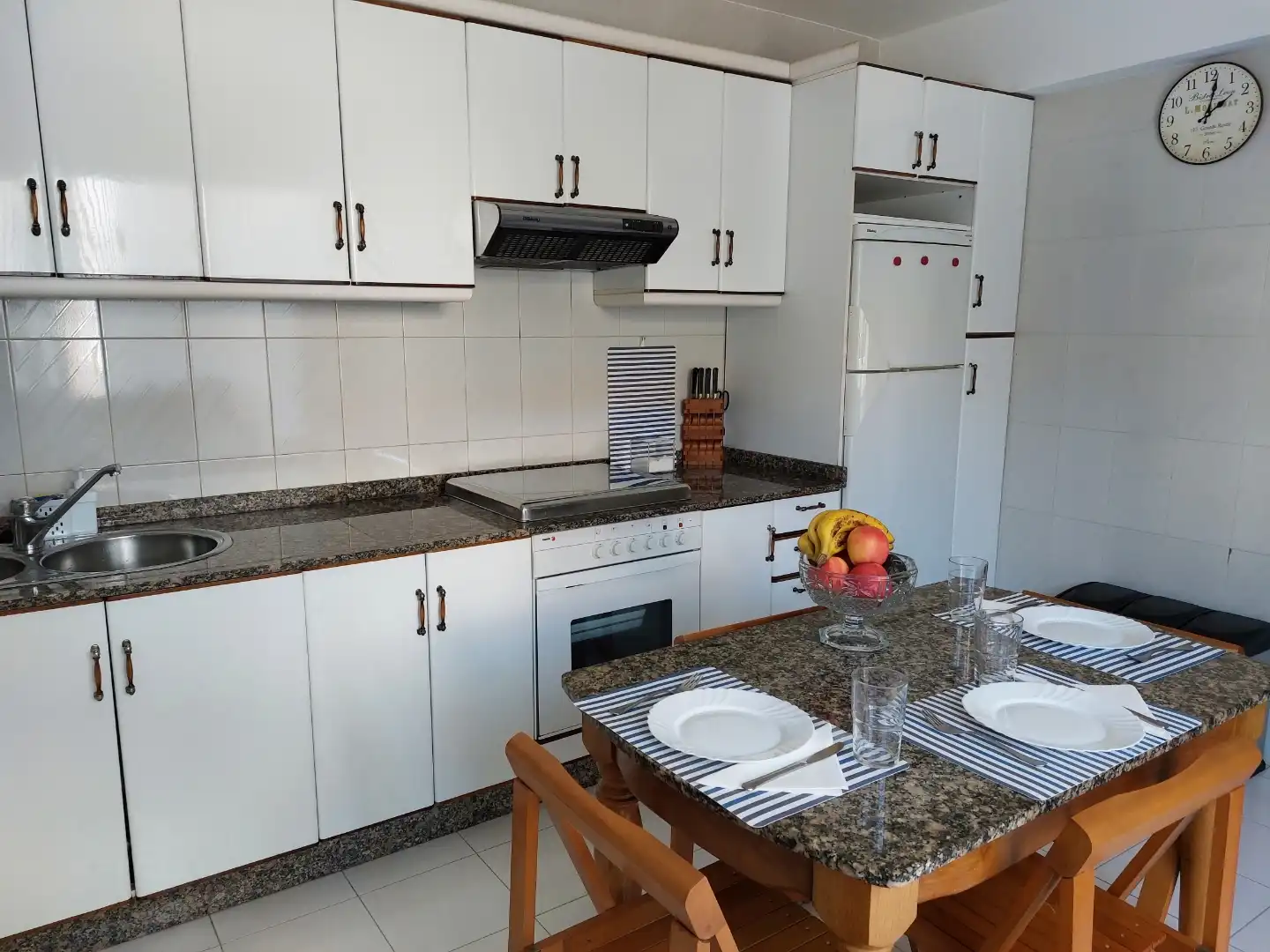 Piso en venta en Sahorta de Abaixo, 3, Muros Cocina de Piso en venta en Muros con Balcón