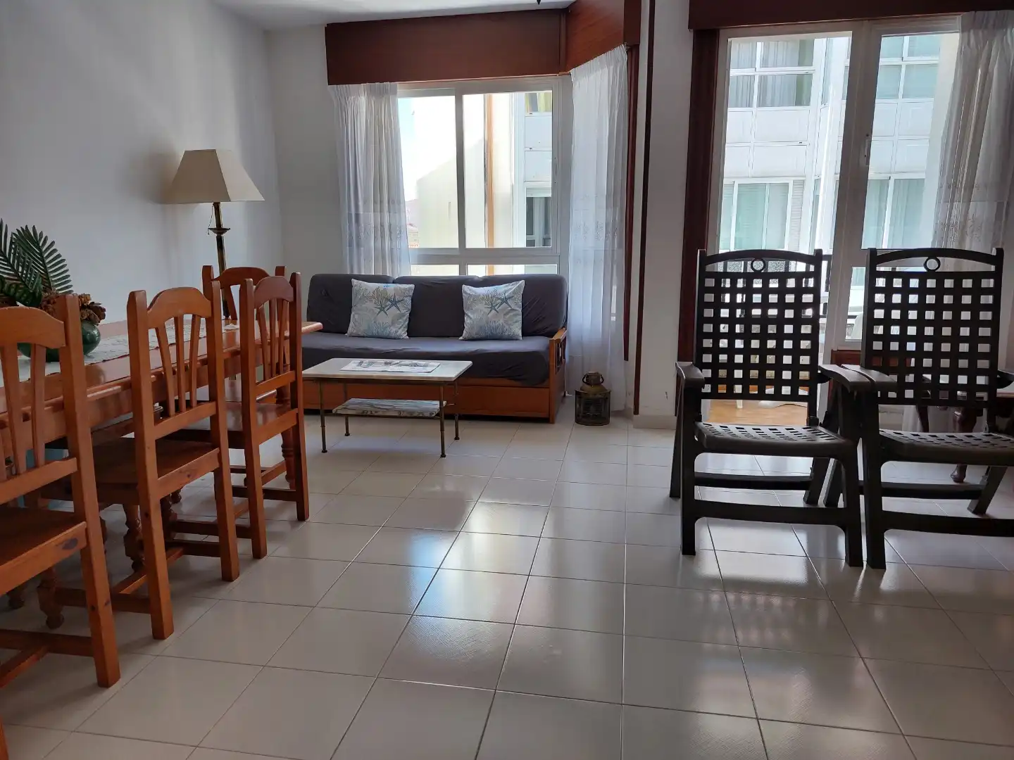 Piso en venta en Sahorta de Abaixo, 3, Muros Sala de estar de Piso en venta en Muros con Balcón