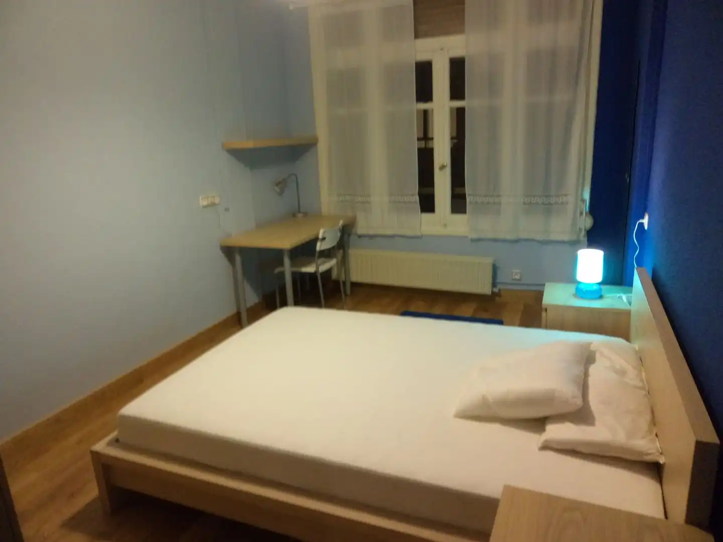 Flat for rent in Secundino Esnaola Kalea, 29, Gros Bedroom of Flat for rent in Donostia - San Sebastián with Heating, Parquet flooring and Storage room