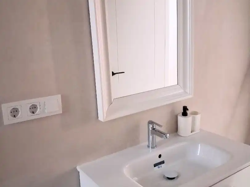 Habitación en Calle José María Valdenebro, 25, Ciudad Jardín - Zoco Habitación en Calle José María Valdenebro, 25, Ciudad Jardín - Zoco