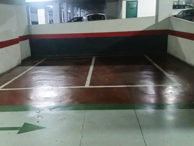 Piso en Alquiler en Calle Escritora Carmen Conde, 5 en El Cónsul - Ciudad Universitaria - El Romeral