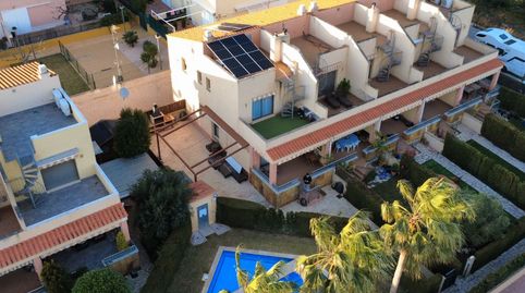 Casa adosada en venta en Carrer de Miquel Martí I Pol, 2, Platja de Mont-roig, Mont-roig del Camp - imagen 3 Foto 3 de Casa adosada en venta en Carrer de Miquel Martí I Pol, 2, Platja de Mont-roig, Mont-roig del Camp