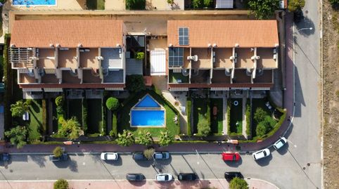 Casa adosada en venta en Carrer de Miquel Martí I Pol, 2, Platja de Mont-roig, Mont-roig del Camp - imagen 4 Foto 4 de Casa adosada en venta en Carrer de Miquel Martí I Pol, 2, Platja de Mont-roig, Mont-roig del Camp