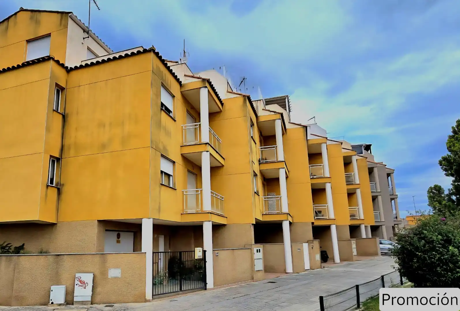 Vista exterior de Pis en venda en Beniarjó amb Aire condicionat, Calefacció i Terrassa