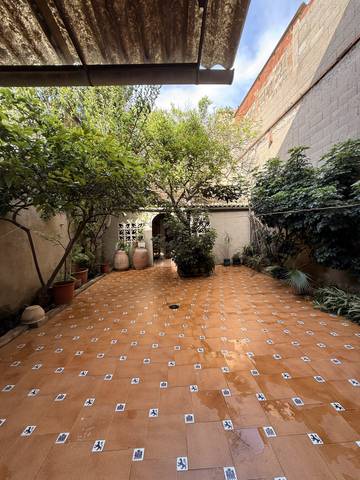 Casa adosada en Venta en Carrer de la Germana Felisa, 12 en Algemesí