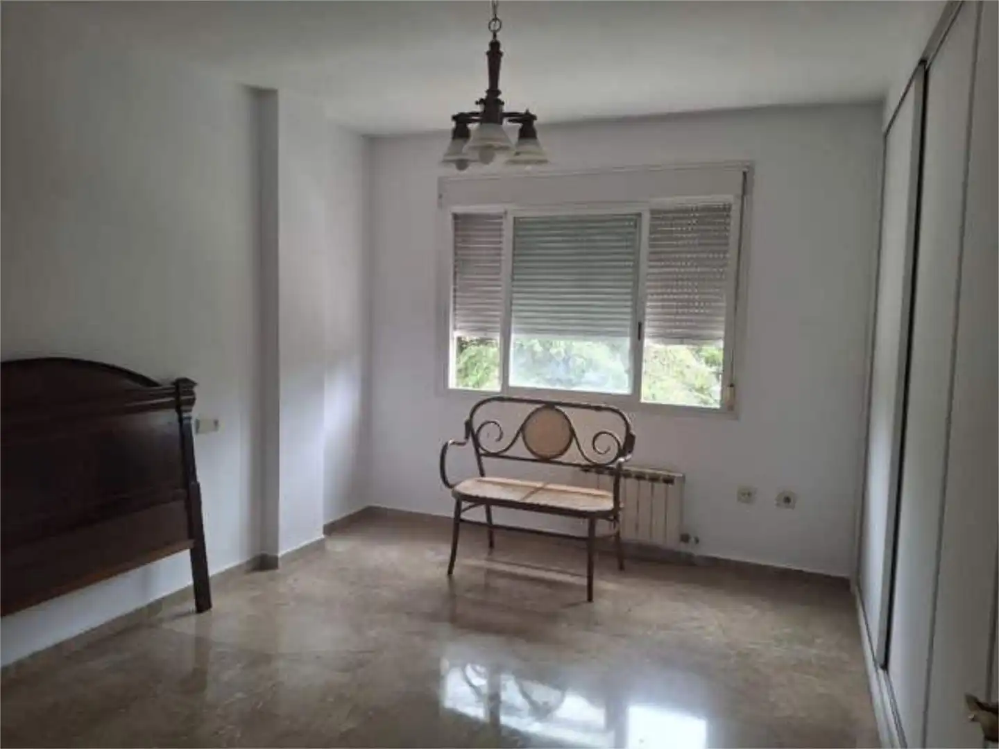 Piso de alquiler en Úbeda Habitación de Piso de alquiler en Úbeda con Amueblado