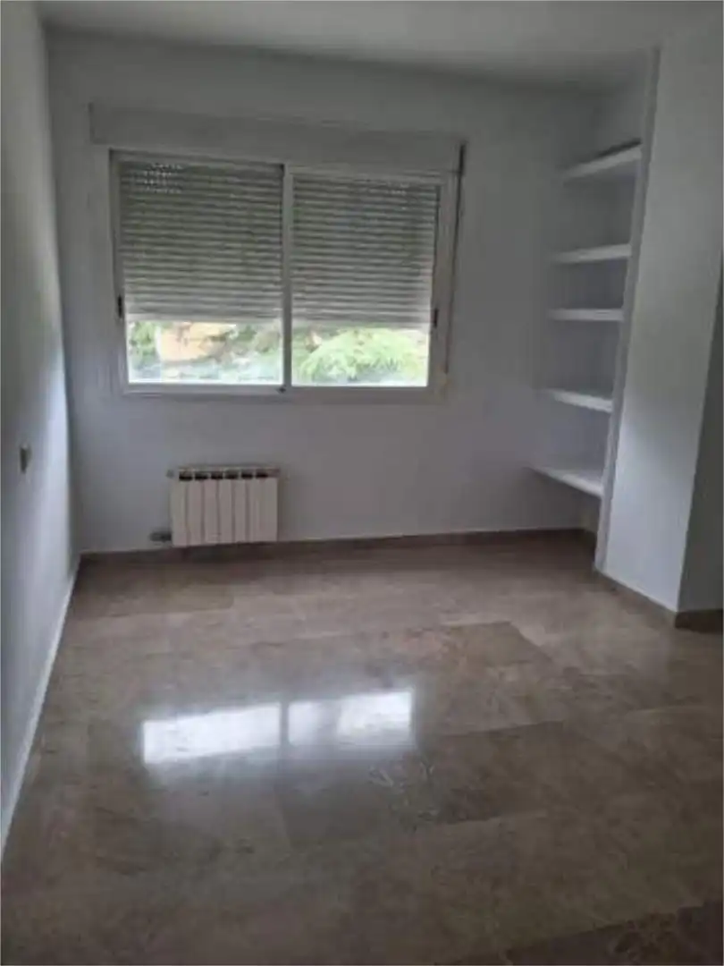 Piso de alquiler en Úbeda Habitación de Piso de alquiler en Úbeda con Amueblado