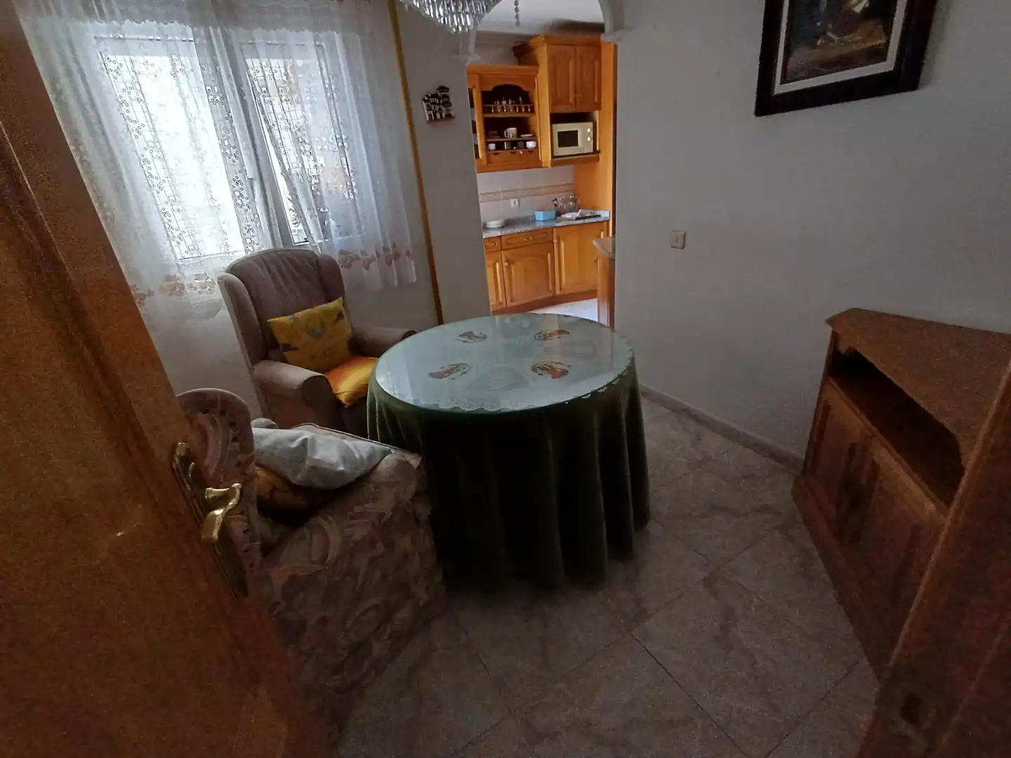 Sala d'estar de Pis en venda en Béjar amb Calefacció, Jardí privat i Parquet