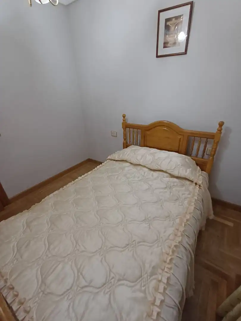 Dormitori de Pis en venda en Béjar amb Calefacció, Jardí privat i Parquet