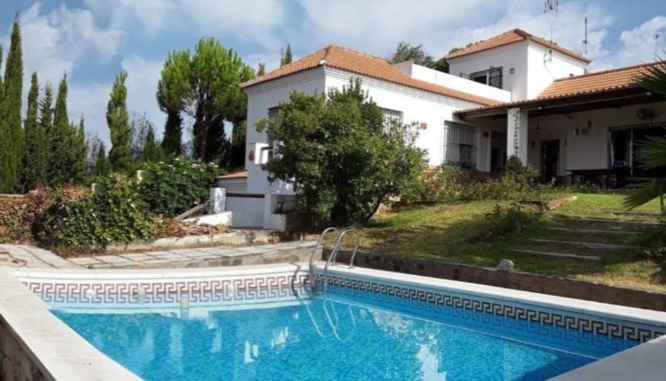 Houses for sale in Street Osuna, 13, Los Lagos, Guillena - image 1 Photo 1 of Houses for sale in Street Osuna, 13, Los Lagos, Guillena