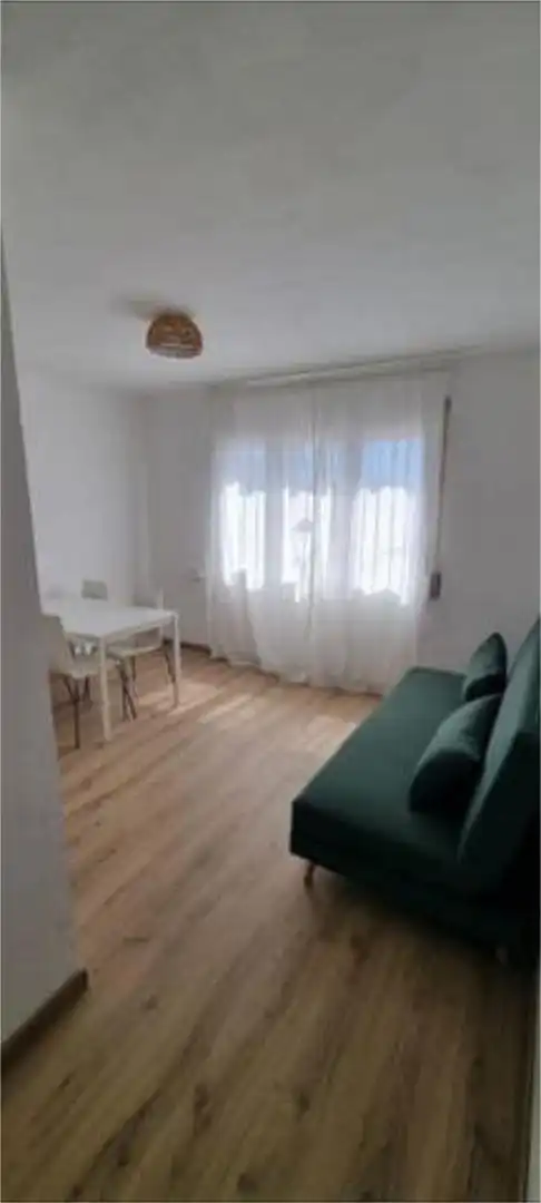 Apartamento de alquiler en Moxó - Sant Mori Habitación de Apartamento de alquiler en Empuriabrava con Amueblado y Se aceptan mascotas