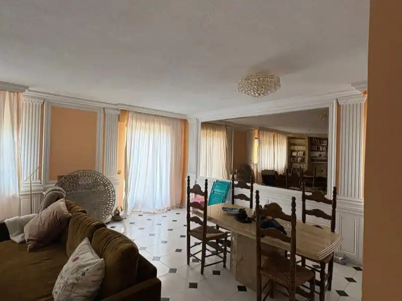 Casa o xalet en venda a Avenida Prado Valdelagua, 51, Santa Marta de Tormes Sala d'estar de Casa o xalet en venda en Santa Marta de Tormes amb Terrassa i Balcó