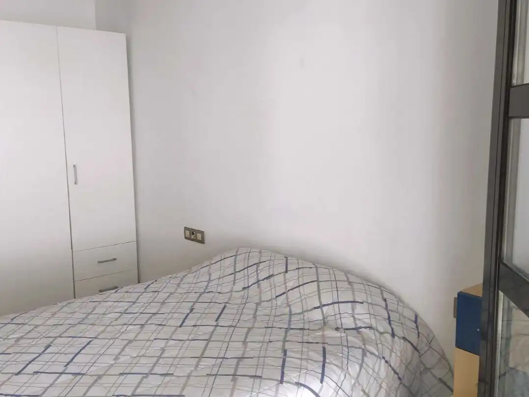 Bedroom of Flat for rent in  Barcelona Capital  with Balcony