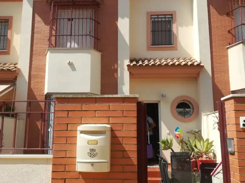 Flat for rent in Pasaje Baltasar Gracián, 13, Arco Norte - Avda. España Flat for rent in Pasaje Baltasar Gracián, 13, Arco Norte - Avda. España