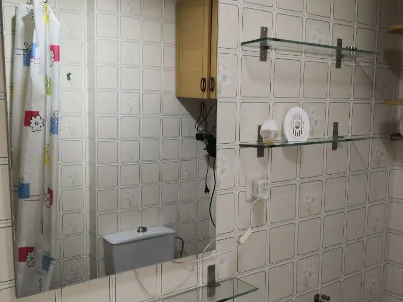 Badezimmer von Wohnung zur Miete in Miño mit Terrasse, Möbliert und Ofen