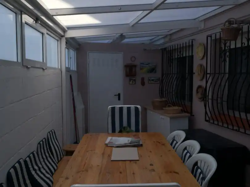 Esszimmer von Wohnung zur Miete in Miño mit Terrasse, Möbliert und Ofen