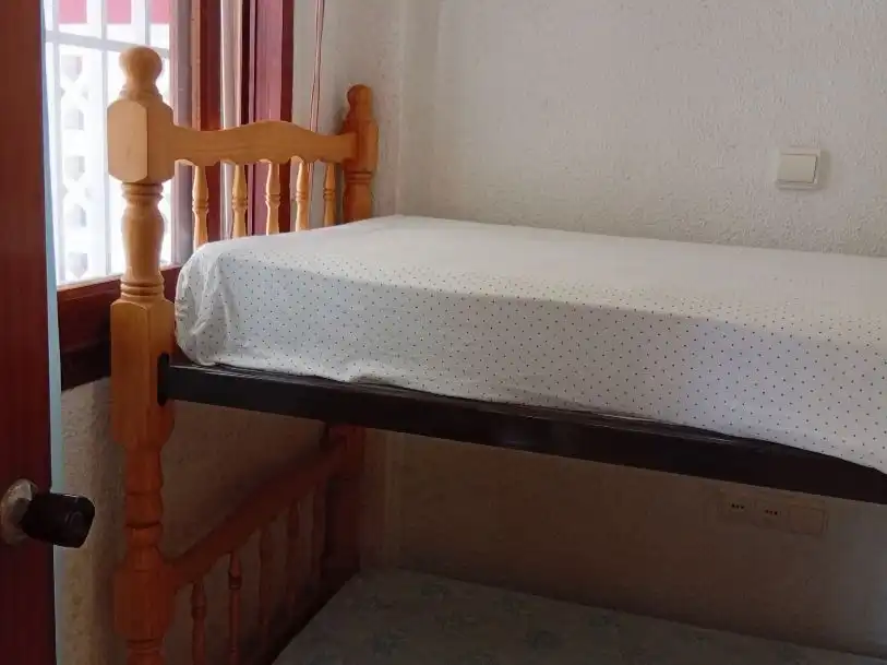 Wohnung zum Verkauf in Carrer Les Barques, 2, Tavernes de la Valldigna Schlafzimmer von Wohnung zum Verkauf in Tavernes de la Valldigna mit Terrasse und Balkon