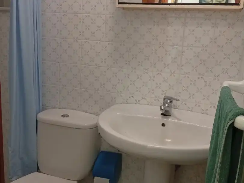 Wohnung zum Verkauf in Carrer Les Barques, 2, Tavernes de la Valldigna Badezimmer von Wohnung zum Verkauf in Tavernes de la Valldigna mit Terrasse und Balkon