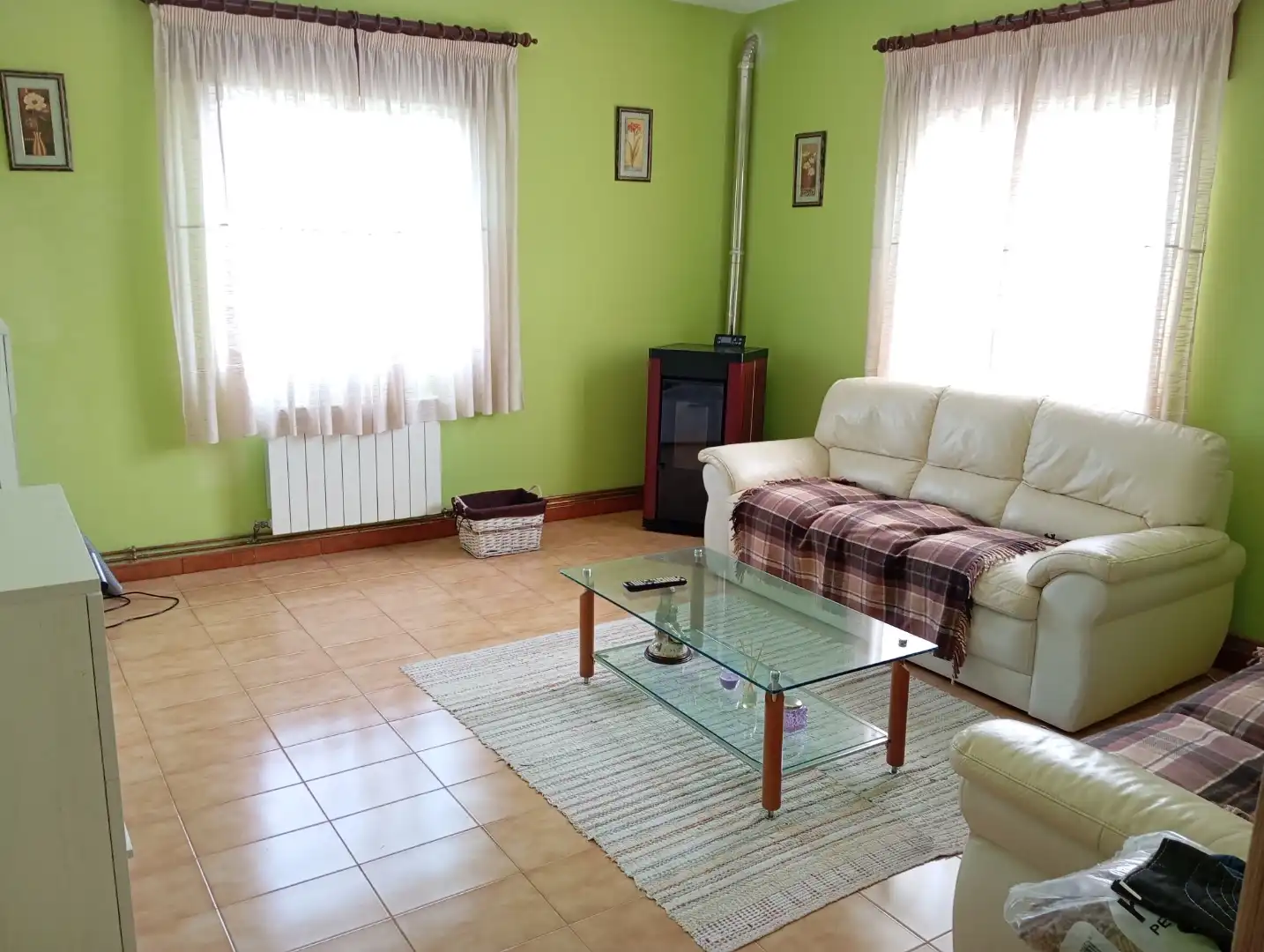 Sala de estar de Casa o chalet en venta en Lugo con Calefacción, Jardín privado y Terraza