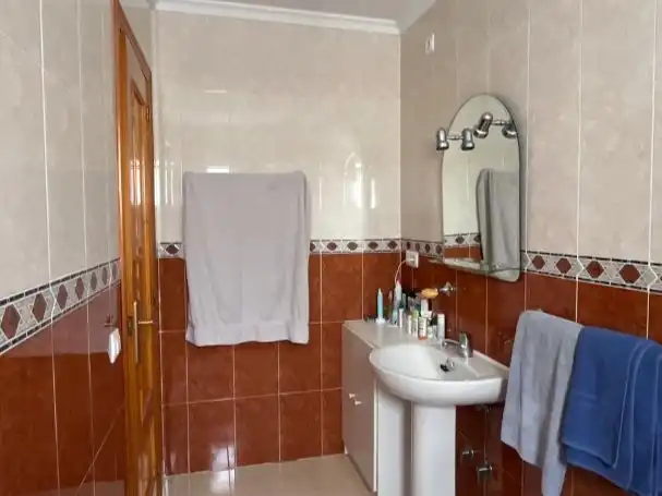 Detached homes for sale in Calle Canarias, 12, Monte y Mar Bathroom of Detached homes for sale in Santa Pola with Air Conditioner, Terrace and Balcony