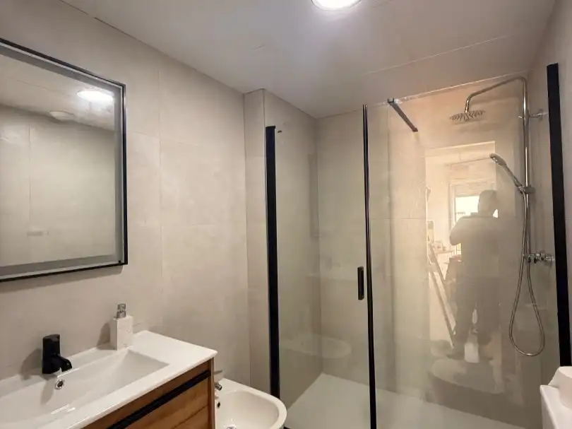 Flat for rent in Camino Viejo de Vélez, 8, Añoreta Baja Bathroom of Flat for rent in Rincón de la Victoria with Air Conditioner, Heating and Parquet flooring