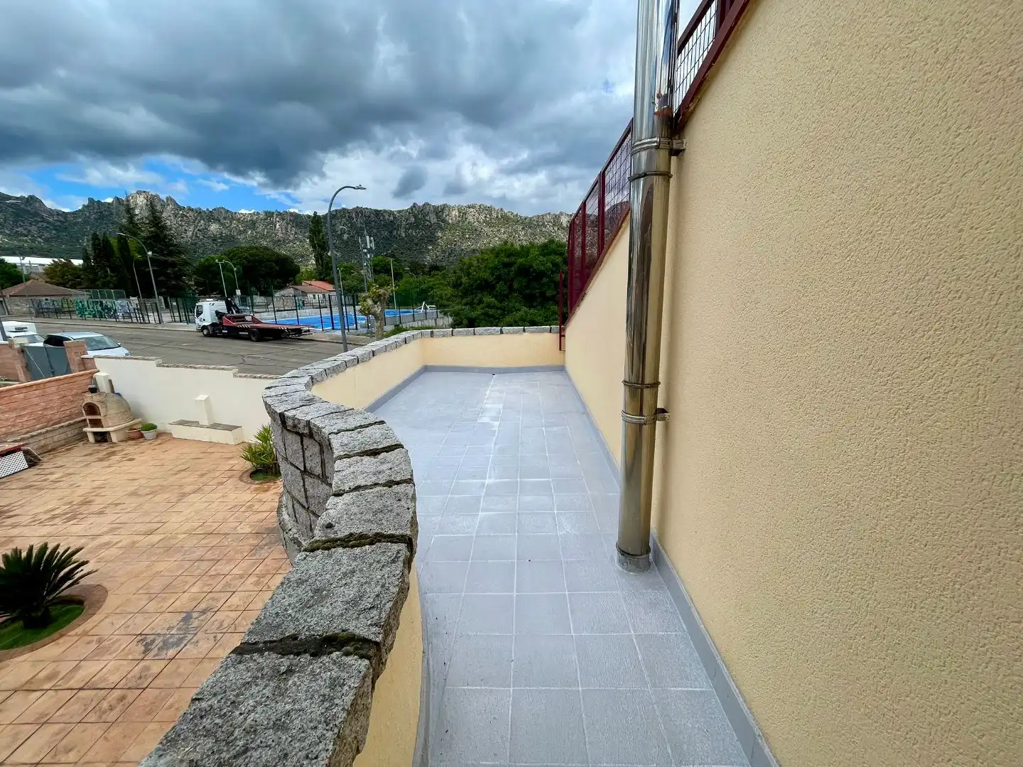 Terraza de Casa o chalet en venta en La Cabrera con Terraza y Piscina