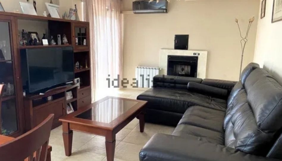 Piso en venta en Calle Prado de la Iglesia, 10, Guadarrama, Madrid - imagen 1 Foto 1 de Piso en venta en Calle Prado de la Iglesia, 10, Guadarrama, Madrid