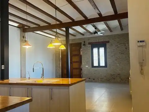 Casa adosada de lloguer a Carrer Dos de Maig, 6, Riba-roja de Túria Cuina de Casa adosada de lloguer en Riba-roja de Túria amb Calefacció, Terrassa i Balcó